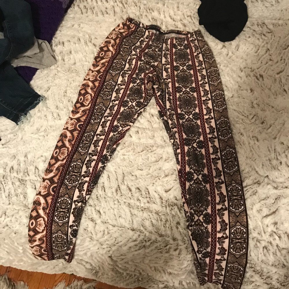 Patterned leggings